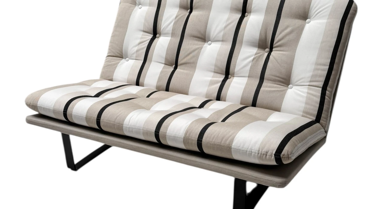 Mid-Century Modern C683 Two-Seater Sofa by Kho Liang Le for Artifort, 1968